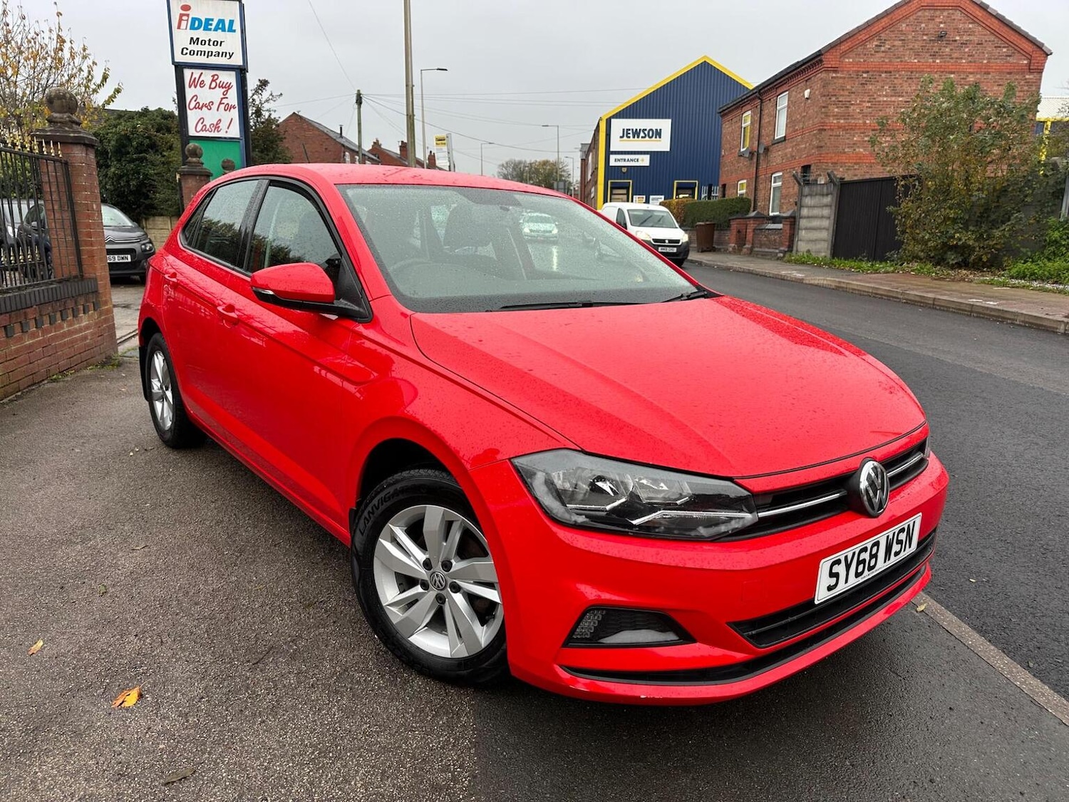 Used Volkswagen Polo 2018 for sale - 76818004: Photo 1