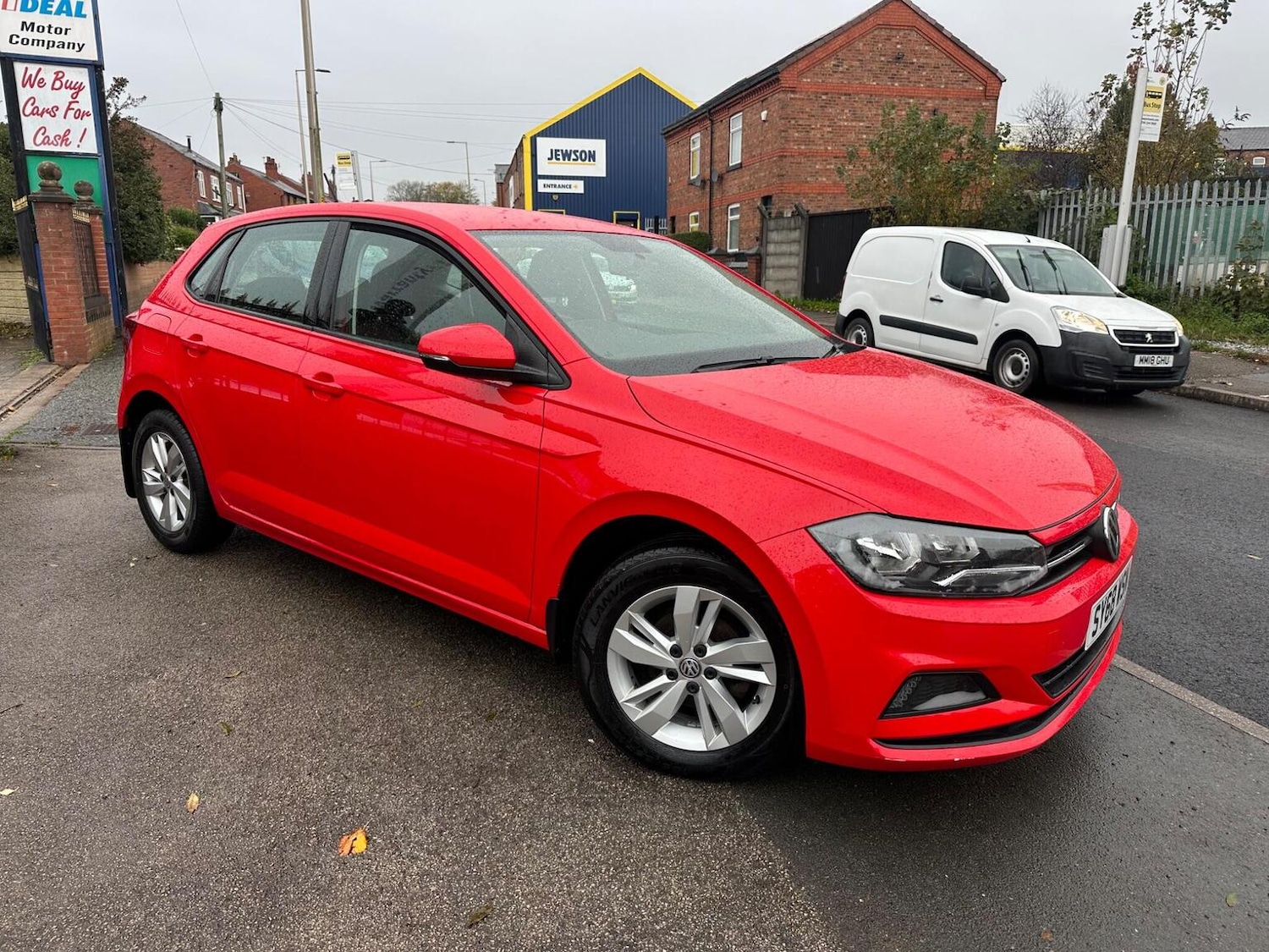 Used Volkswagen Polo 2018 for sale - 76818004: Photo 2
