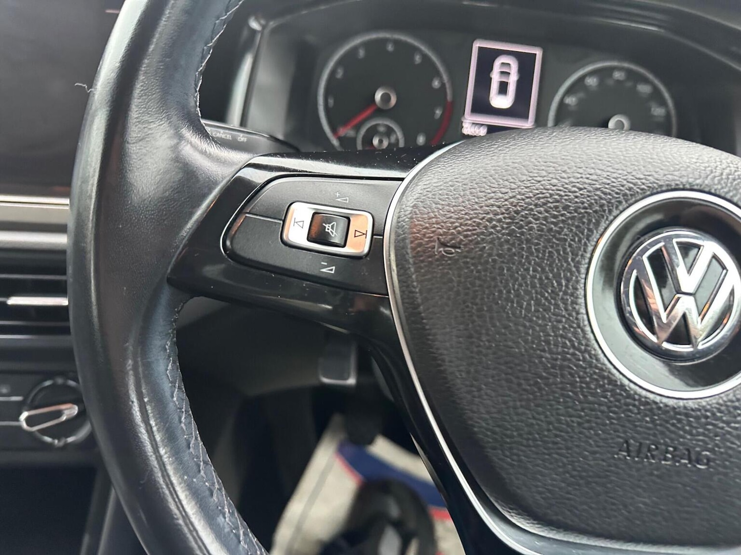 Used Volkswagen Polo 2018 for sale - 76818004: Photo 23