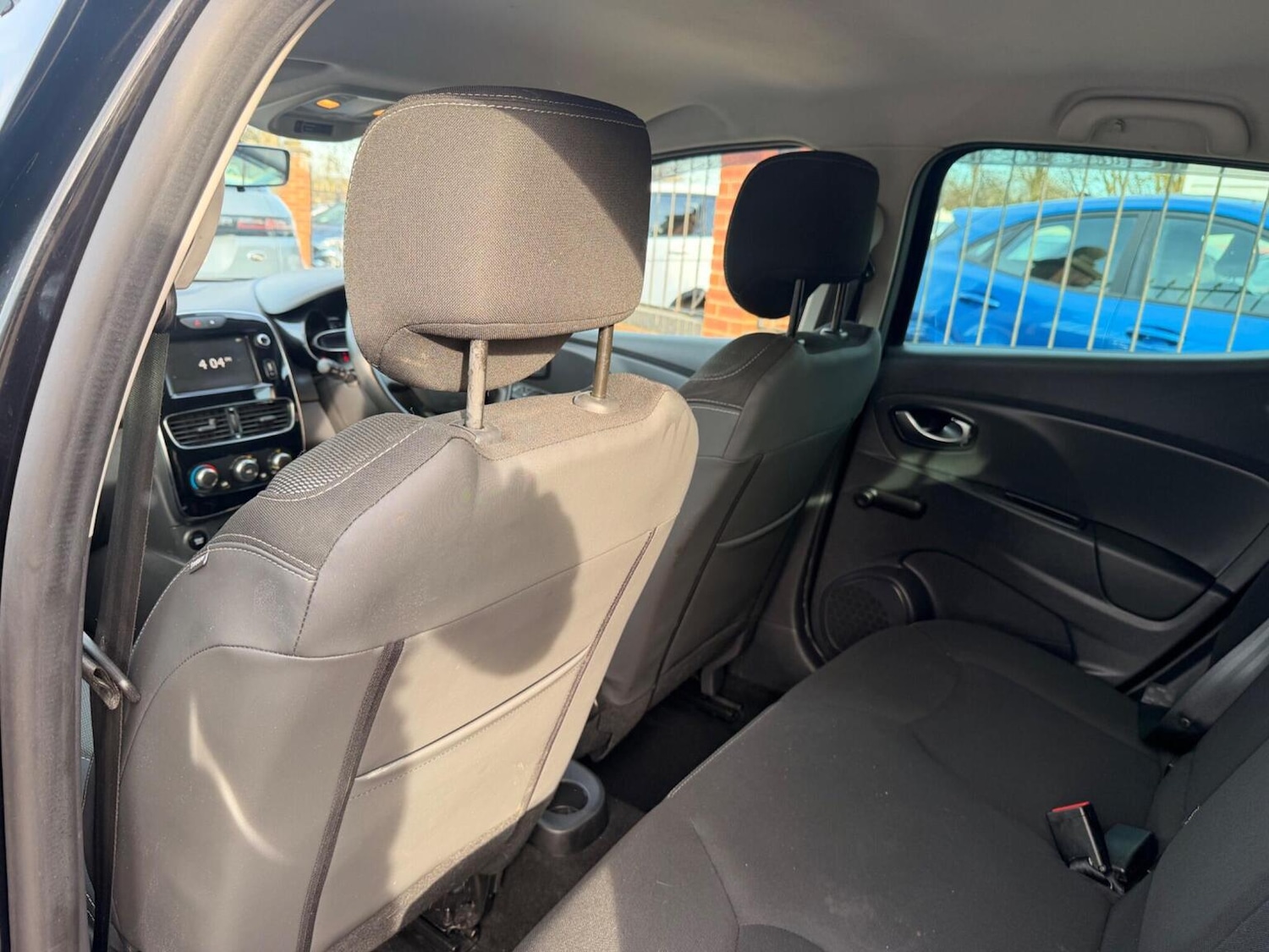 Used Renault Clio 2019 for sale - 77938228: Photo 17