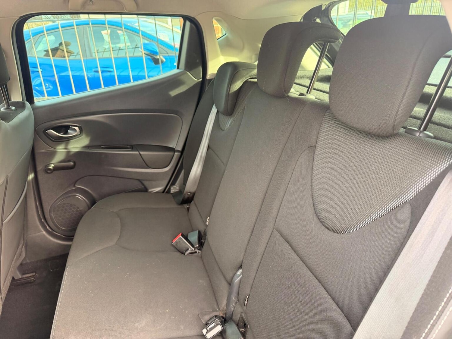 Used Renault Clio 2019 for sale - 77938228: Photo 18