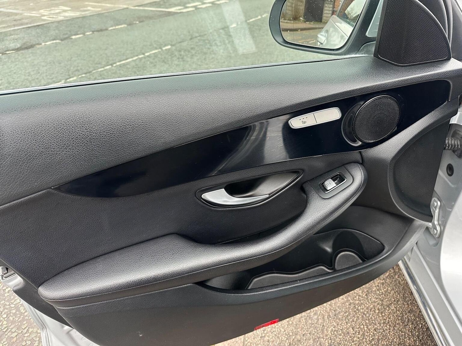 Used Mercedes-Benz C Class 2019 for sale - 76817984: Photo 14