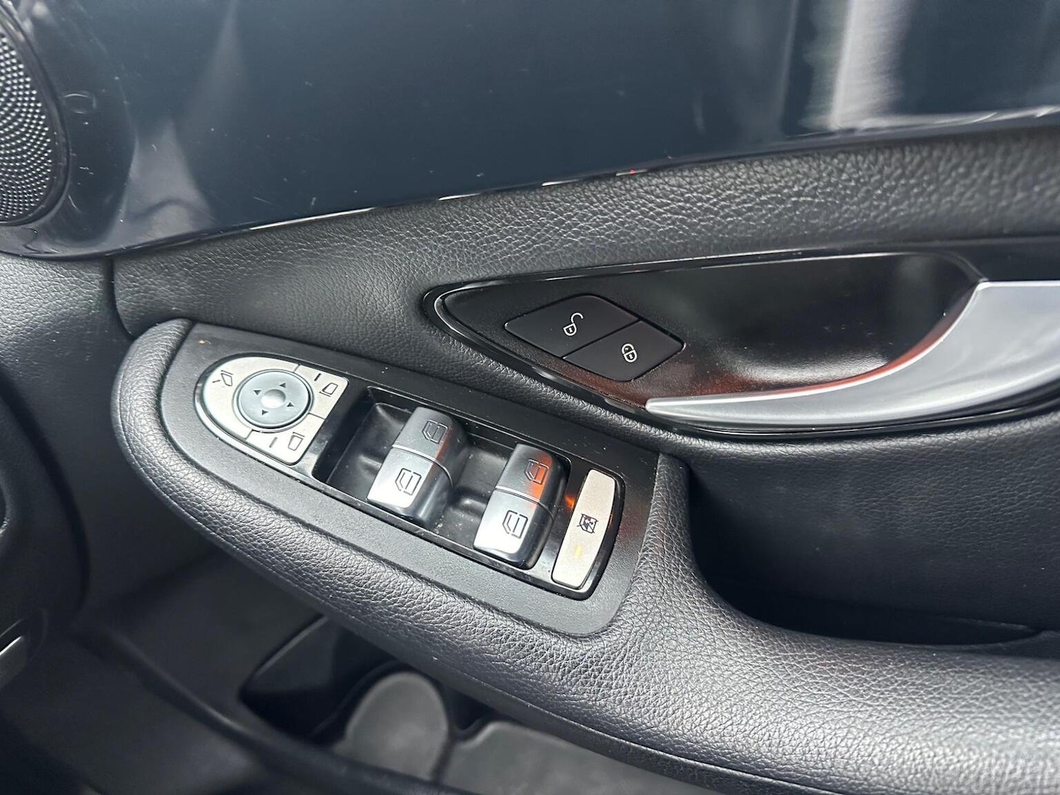 Used Mercedes-Benz C Class 2019 for sale - 76817984: Photo 29