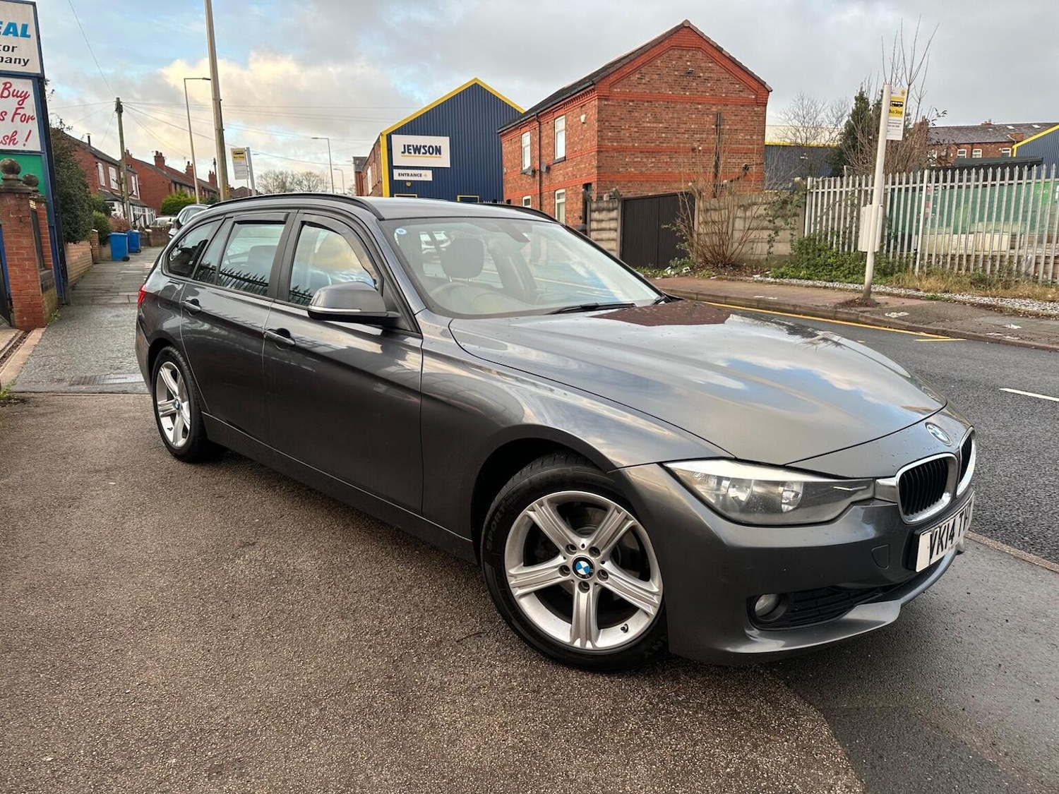 Used BMW 3 Series 2014 for sale - 77124235: Photo 2