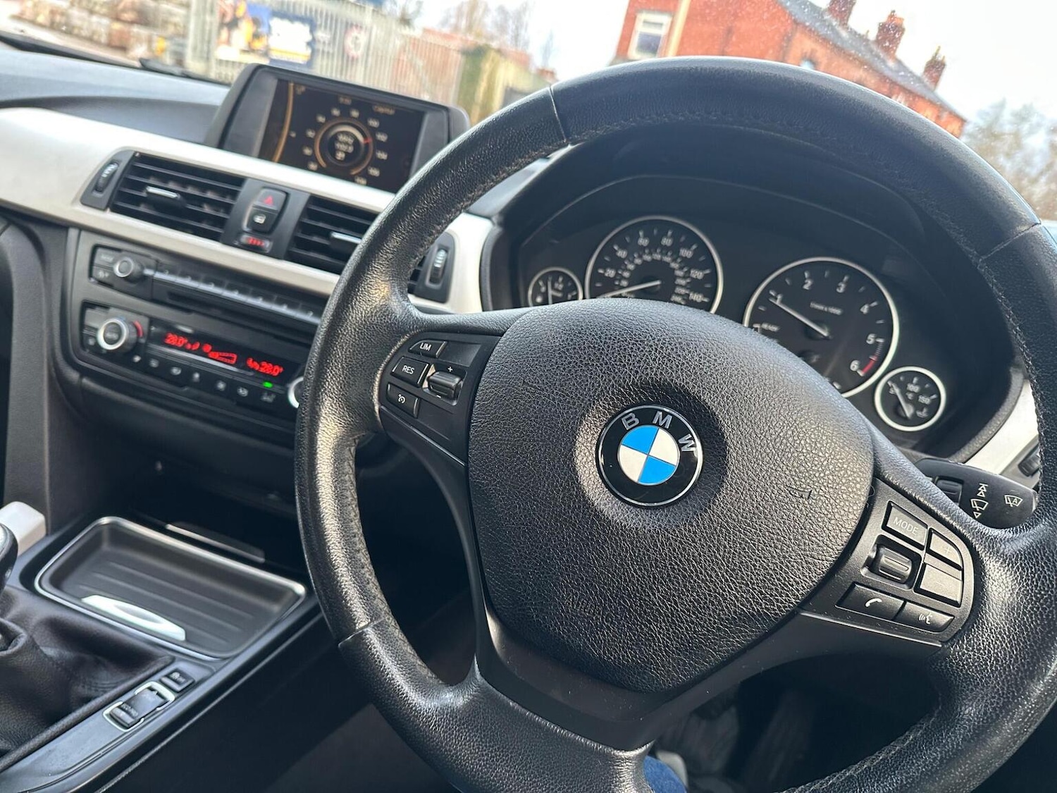 Used BMW 3 Series 2014 for sale - 77124235: Photo 30