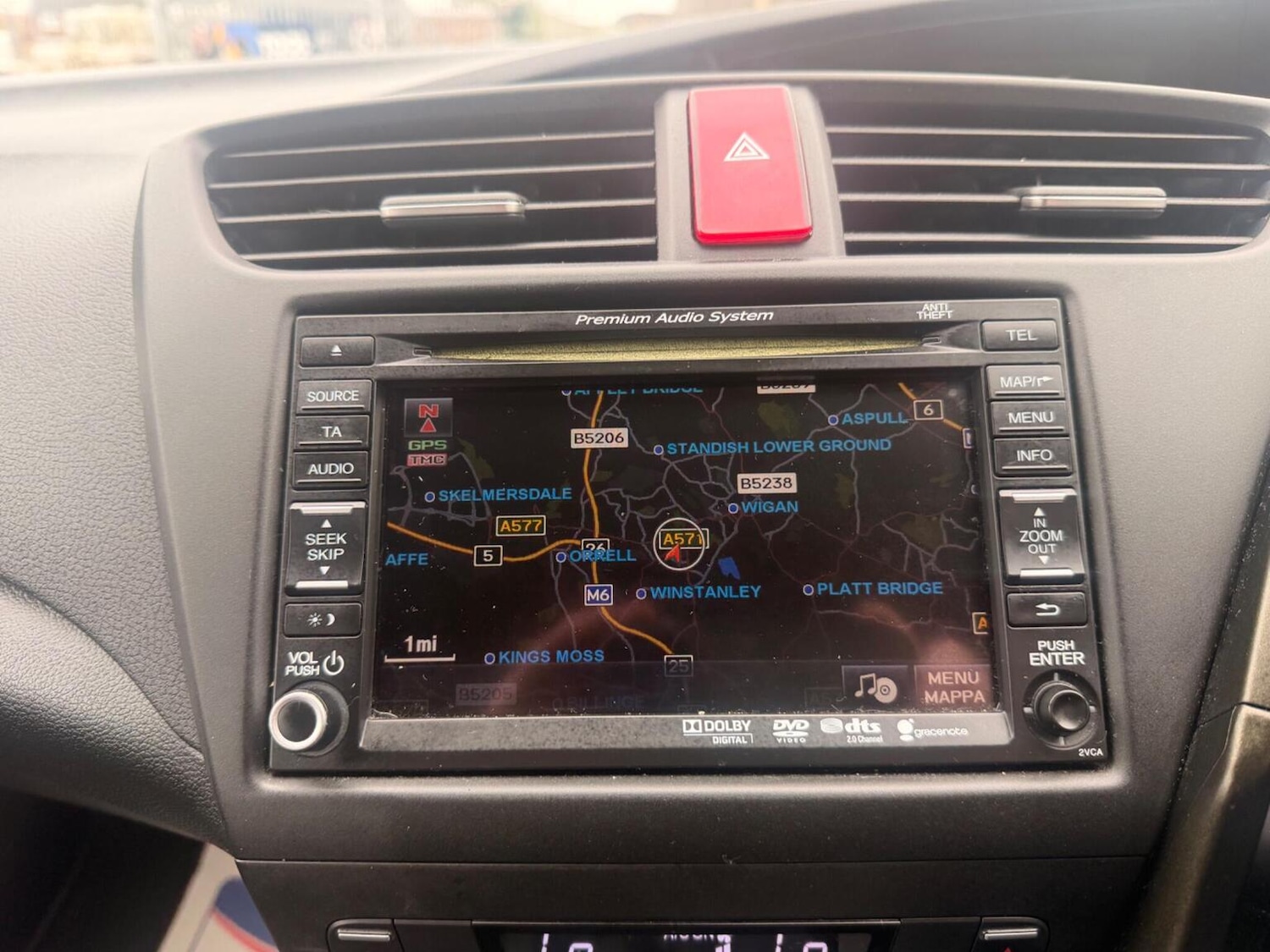 Used Honda Civic 2013 for sale - 77991664: Photo 29