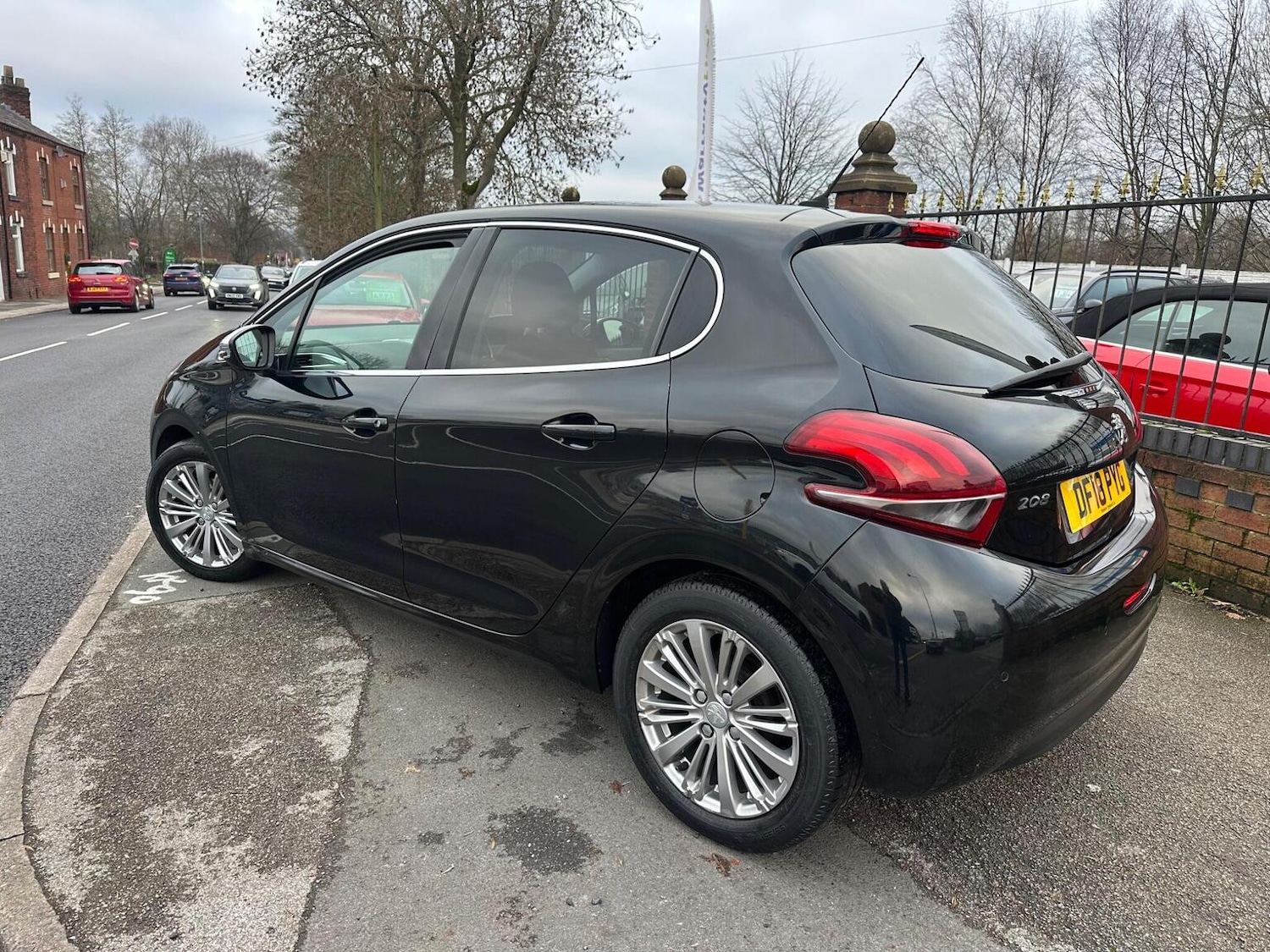 Used Peugeot 208 2018 for sale - 77038934: Photo 4