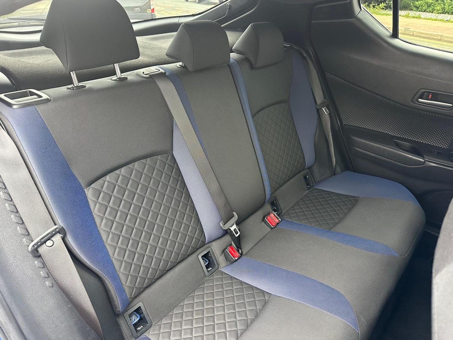 Used Toyota C-HR 2020 for sale - 76817979: Photo 26