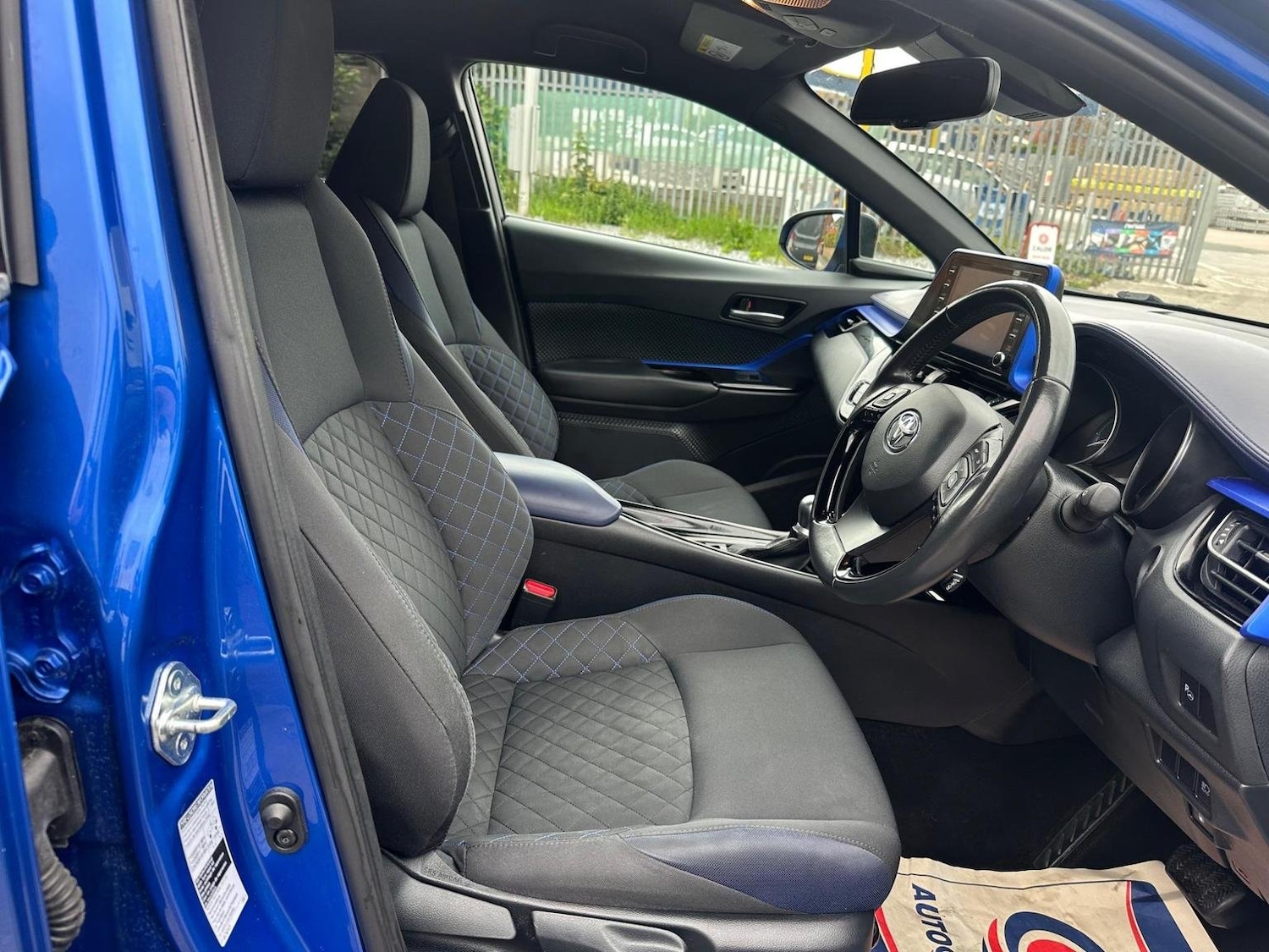 Used Toyota C-HR 2020 for sale - 76817979: Photo 27