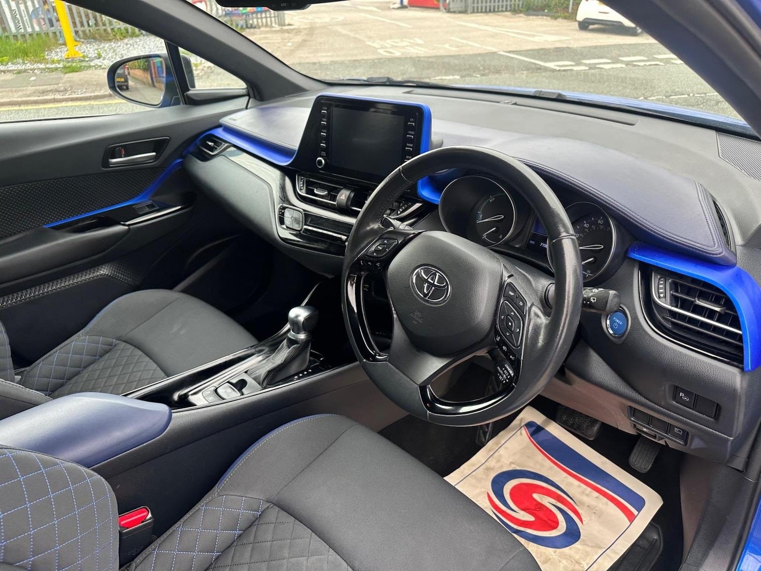 Used Toyota C-HR 2020 for sale - 76817979: Photo 28
