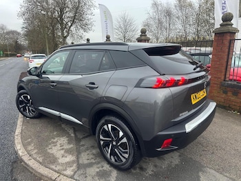 Used Peugeot 2008 2023 for sale - 76817993: Photo