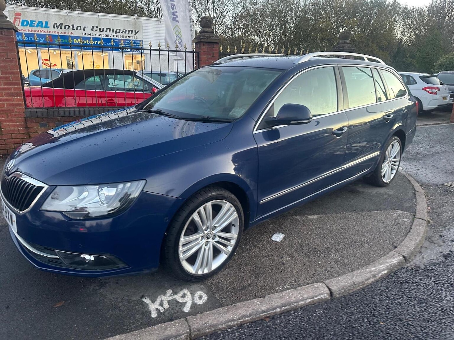 Used Skoda Superb 2014 for sale - 76818021: Photo 11