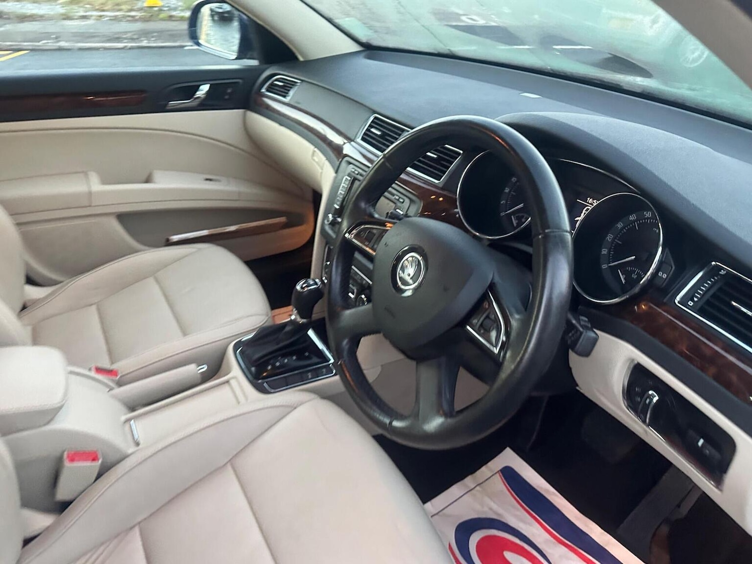 Used Skoda Superb 2014 for sale - 76818021: Photo 18