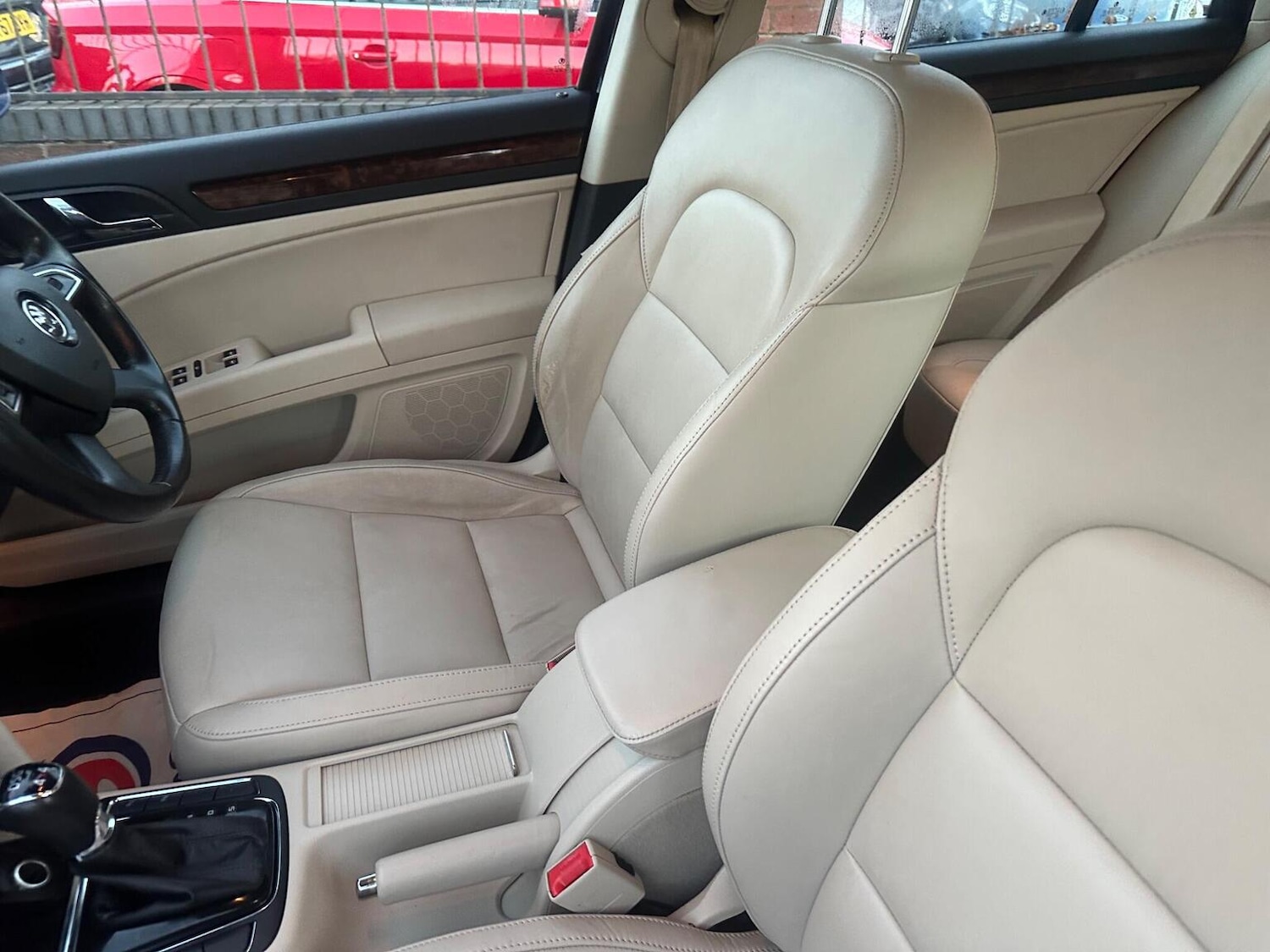 Used Skoda Superb 2014 for sale - 76818021: Photo 21