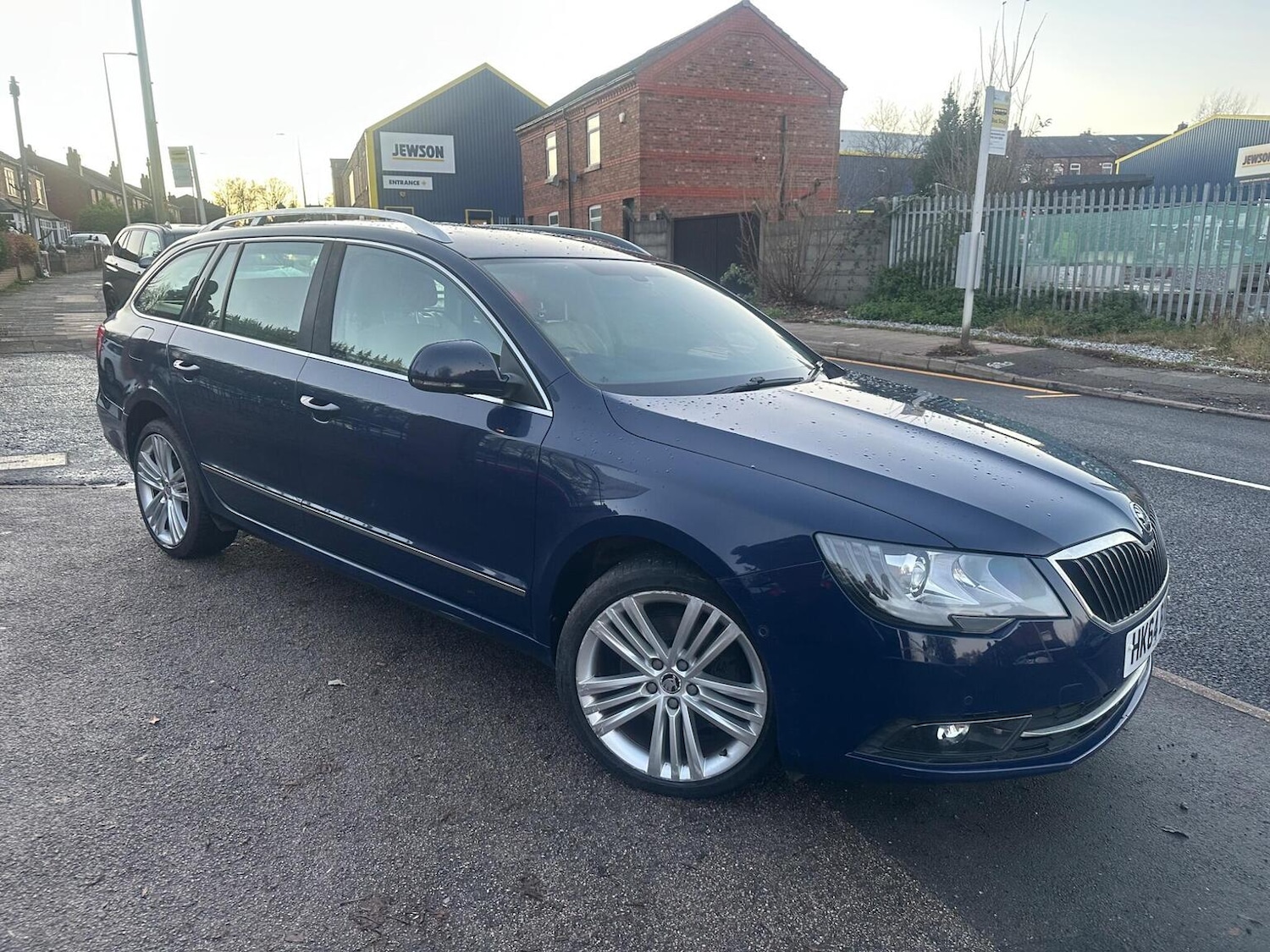 Used Skoda Superb 2014 for sale - 76818021: Photo 9