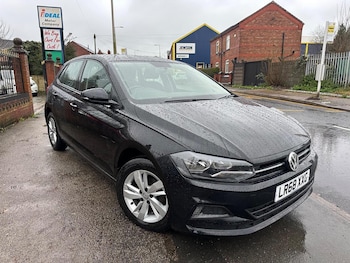 Used Volkswagen Polo 2018 for sale - 76982718: Photo