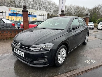 Used Volkswagen Polo 2018 for sale - 76982718: Photo