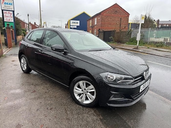 Used Volkswagen Polo 2018 for sale - 76982718: Photo