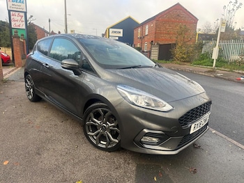 Used Ford Fiesta 2018 for sale - 76818016: Photo