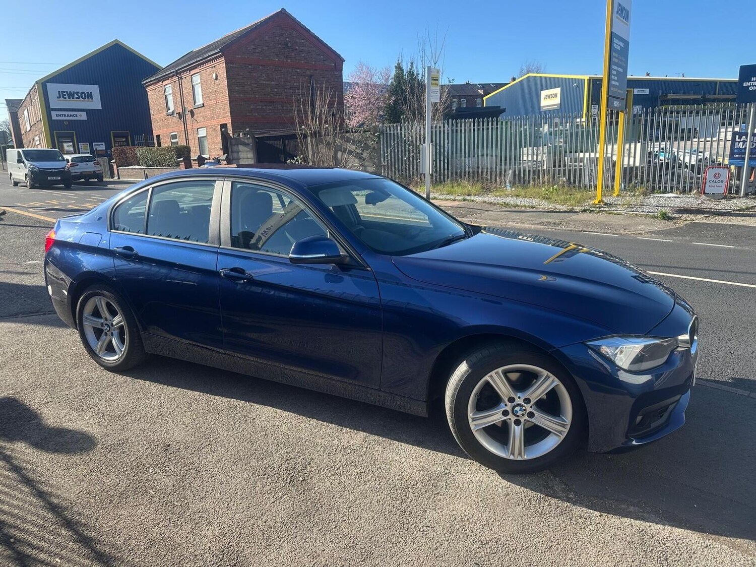 Used BMW 3 Series 2015 for sale - 77735780: Photo 12