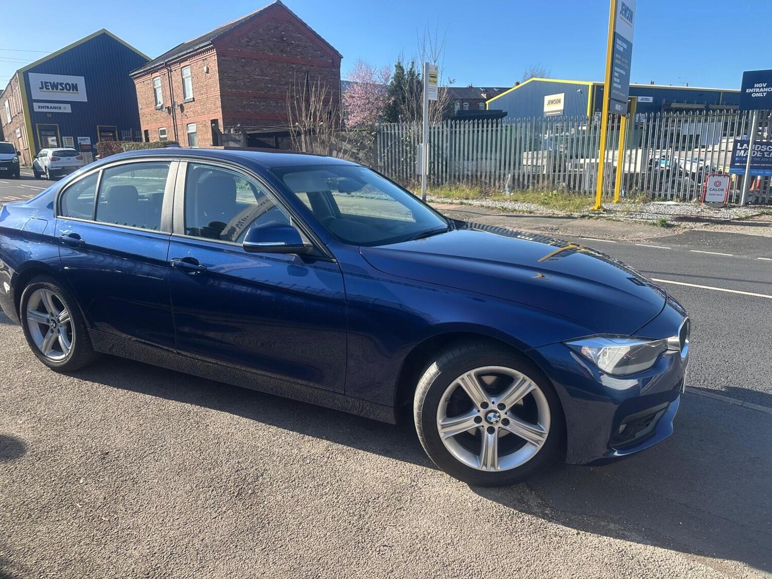 Used BMW 3 Series 2015 for sale - 77735780: Photo 6