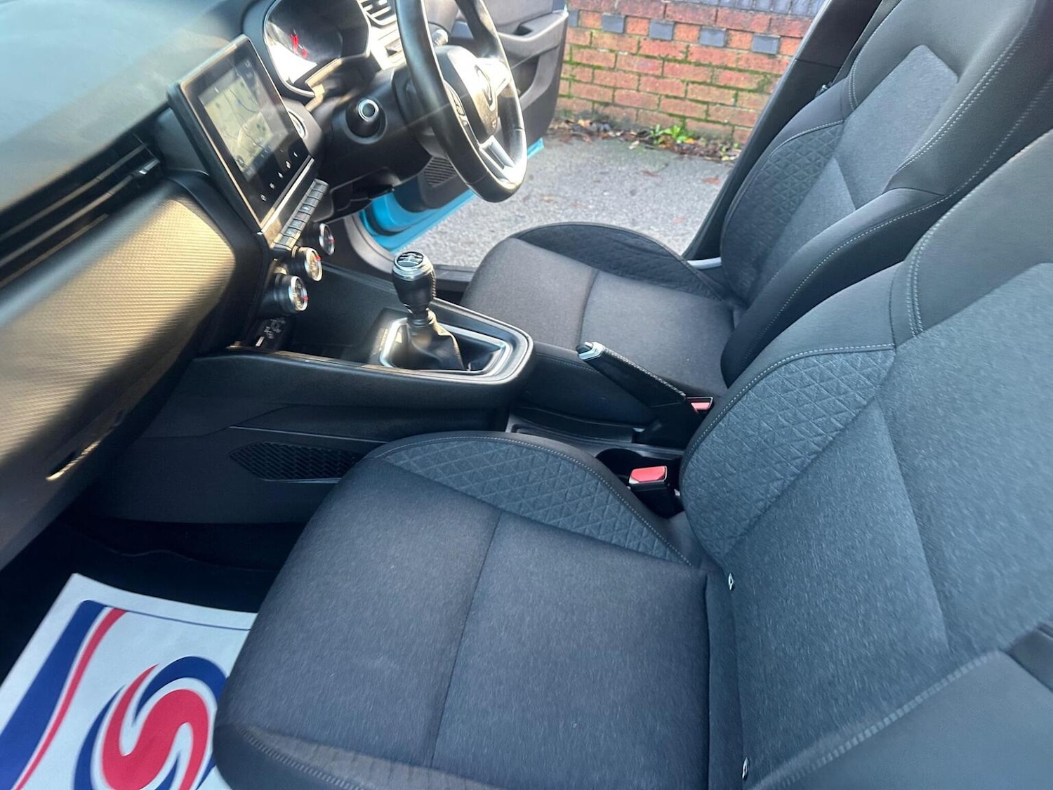 Used Renault Clio 2020 for sale - 76817982: Photo 20