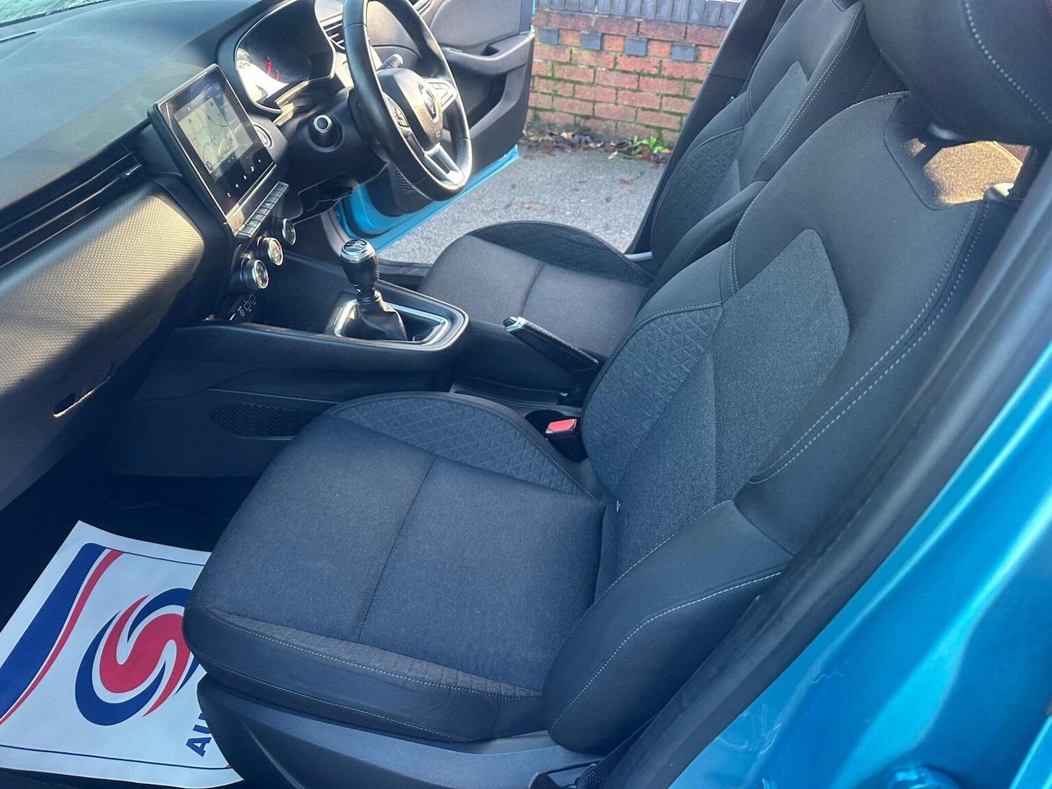 Used Renault Clio 2020 for sale - 76817982: Photo 21