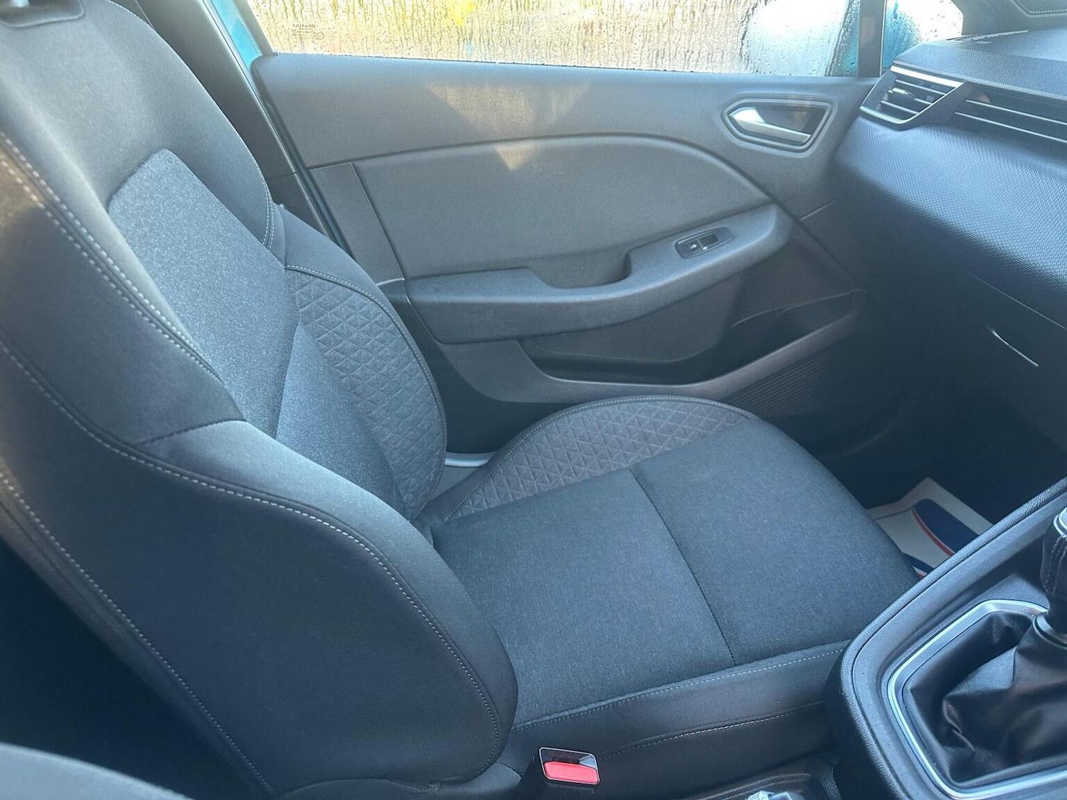 Used Renault Clio 2020 for sale - 76817982: Photo 23