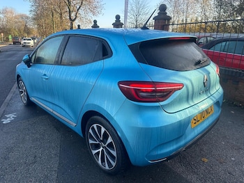 Used Renault Clio 2020 for sale - 76817982: Photo