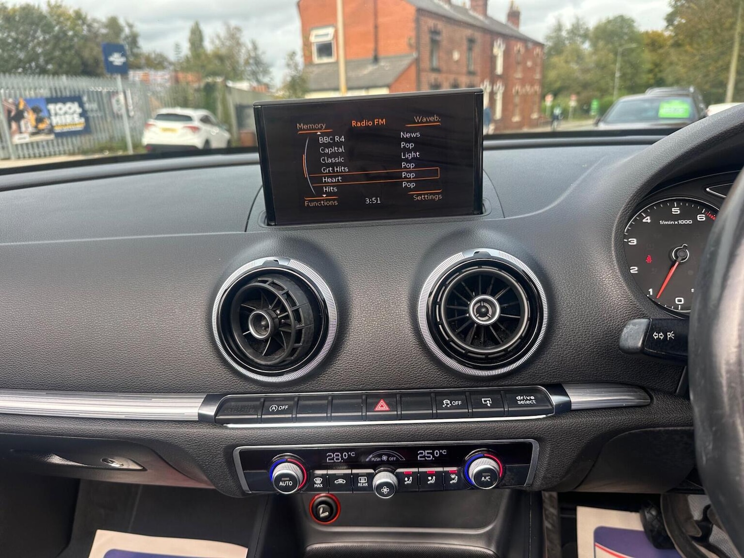 Used Audi A3 2014 for sale - 76817997: Photo 13