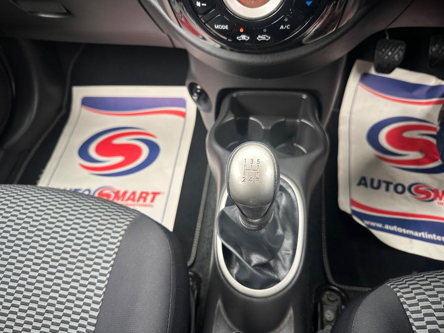 Used Nissan Micra 2015 for sale - 76817972: Photo 31