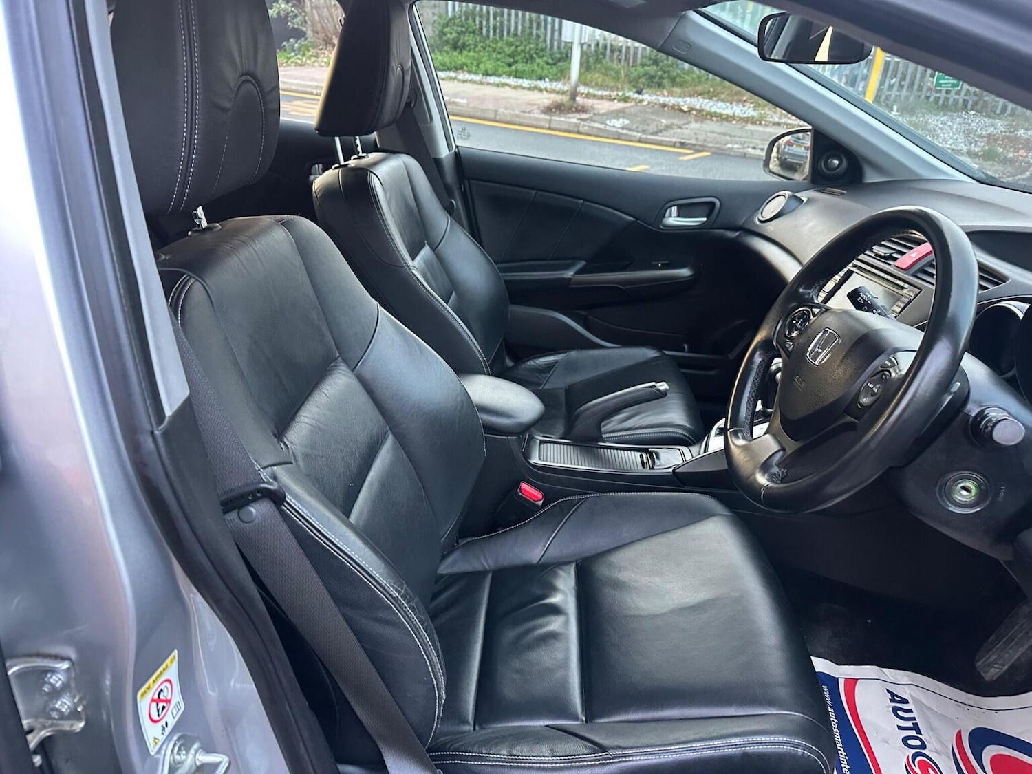 Used Honda Civic 2014 for sale - 76818012: Photo 16