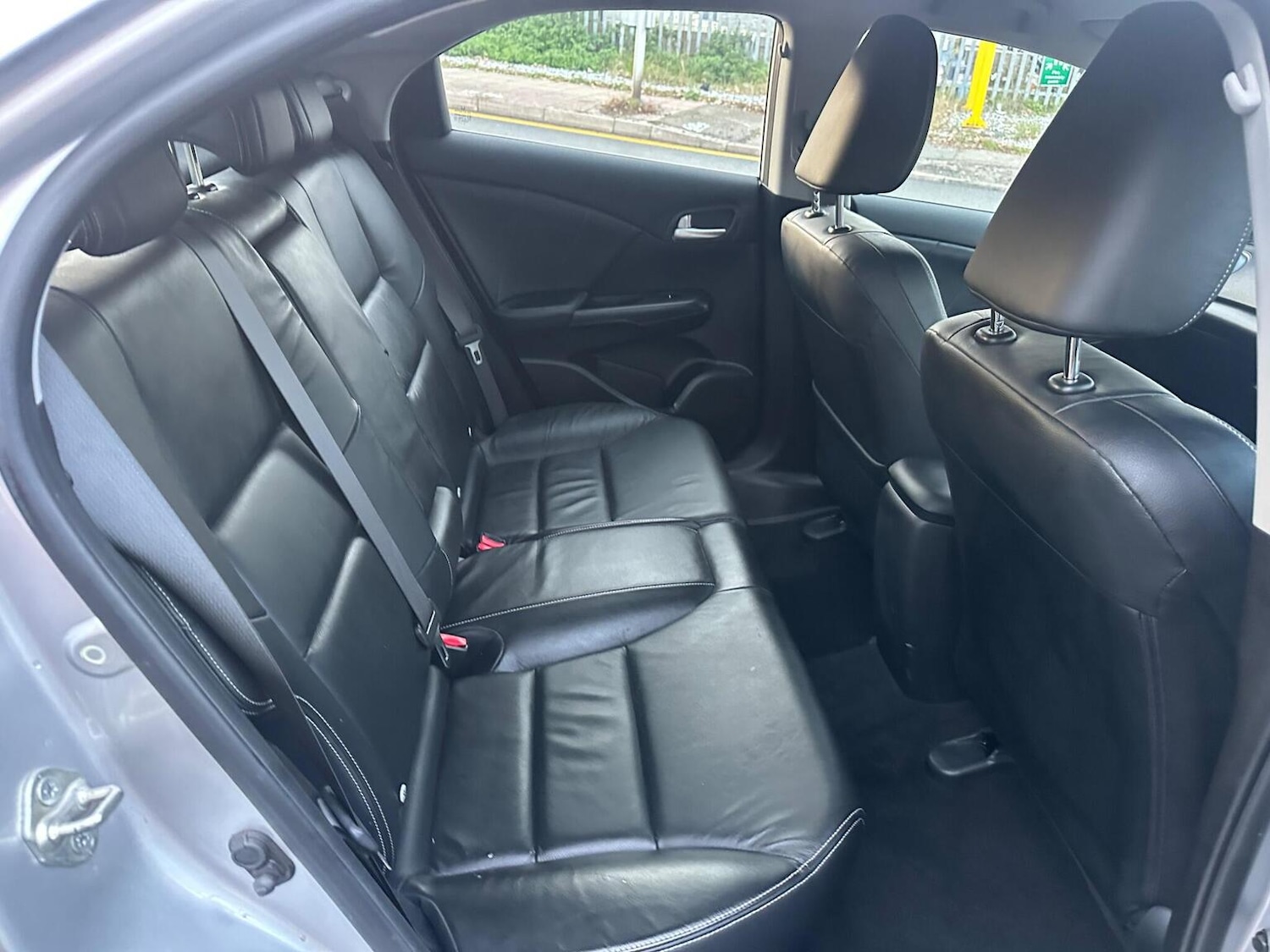 Used Honda Civic 2014 for sale - 76818012: Photo 17