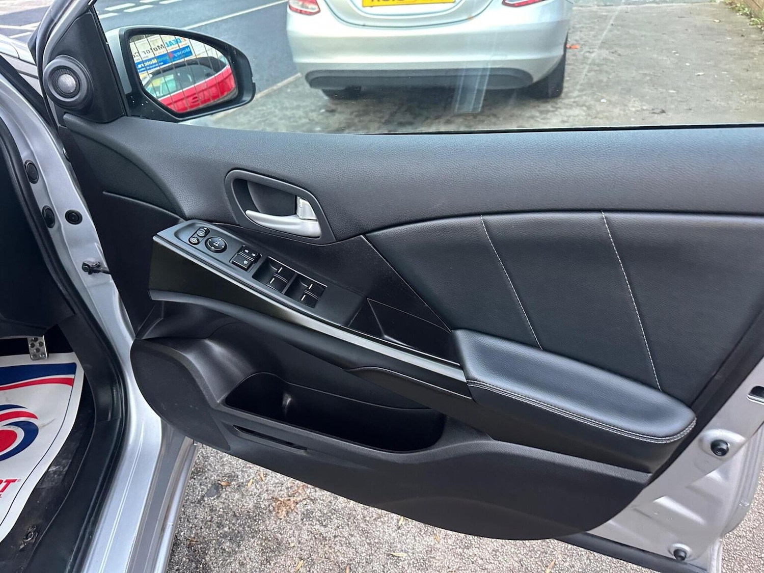 Used Honda Civic 2014 for sale - 76818012: Photo 19