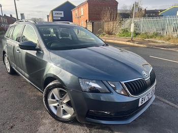 Used Skoda Octavia 2020 for sale - 76817976: Photo