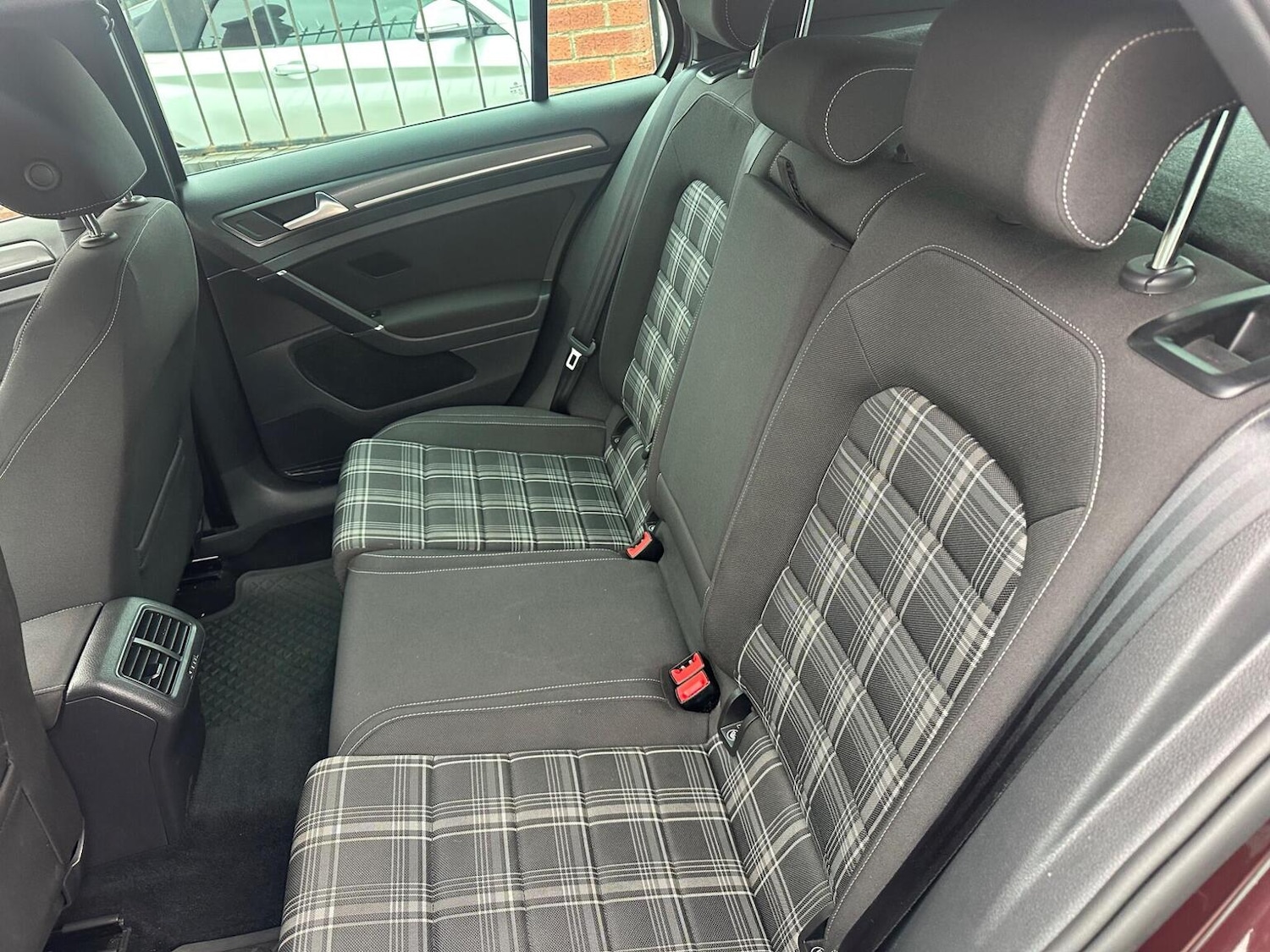 Used Volkswagen Golf 2017 for sale - 76818014: Photo 22