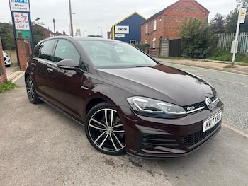 Used Volkswagen Golf 2017 for sale - 76818014: Photo