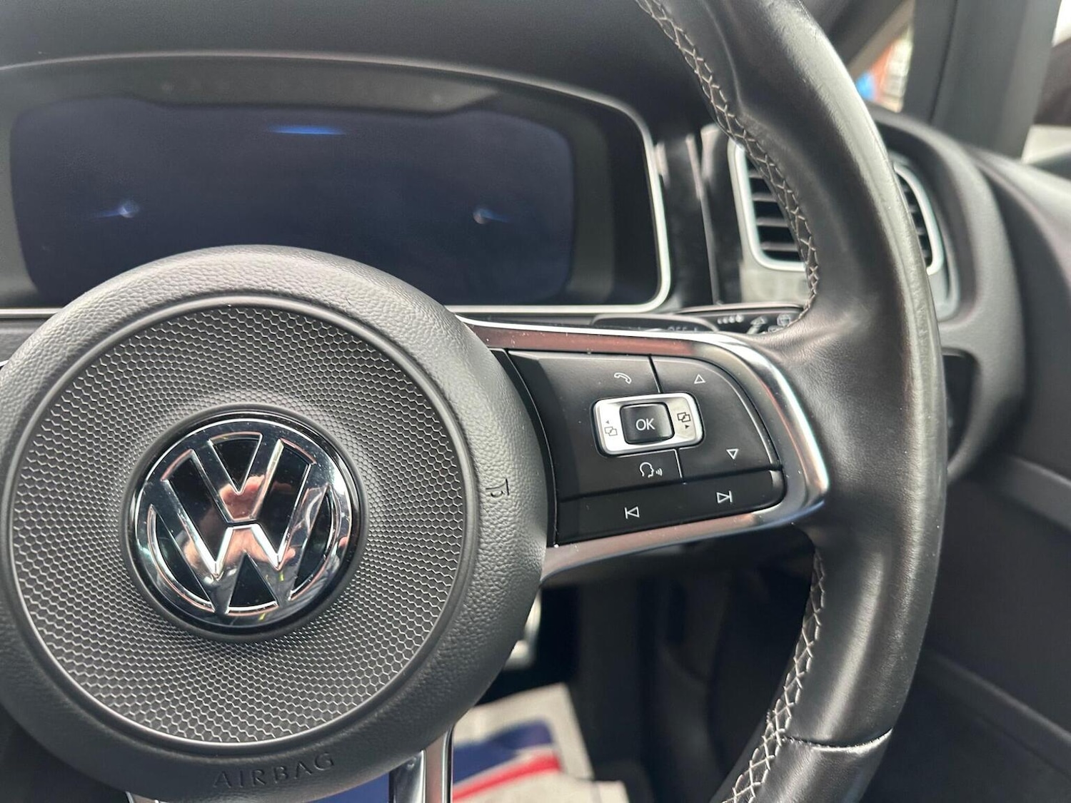 Used Volkswagen Golf 2017 for sale - 76818014: Photo 30