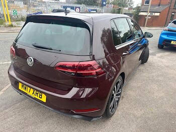 Used Volkswagen Golf 2017 for sale - 76818014: Photo