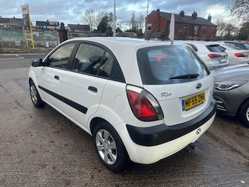 Used Kia Rio 2009 for sale - 76818015: Photo