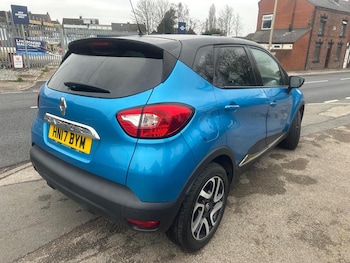Used Renault Captur 2017 for sale - 77792865: Photo