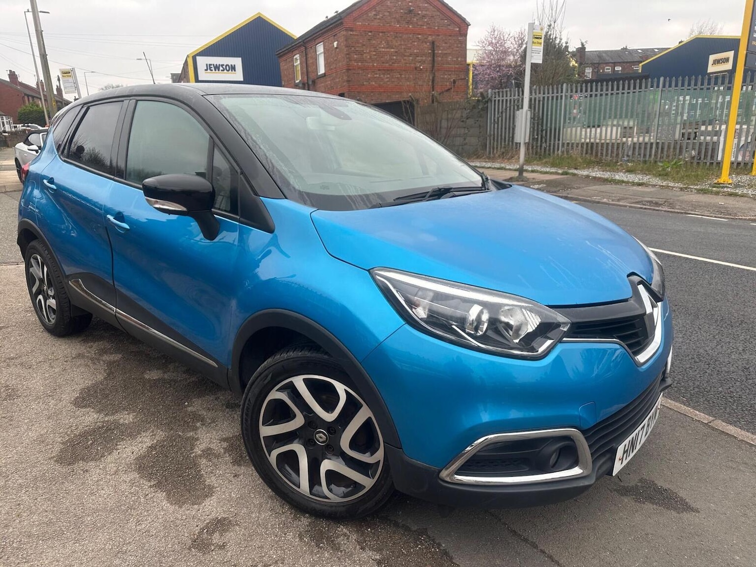 Used Renault Captur 2017 for sale - 77792865: Photo 8