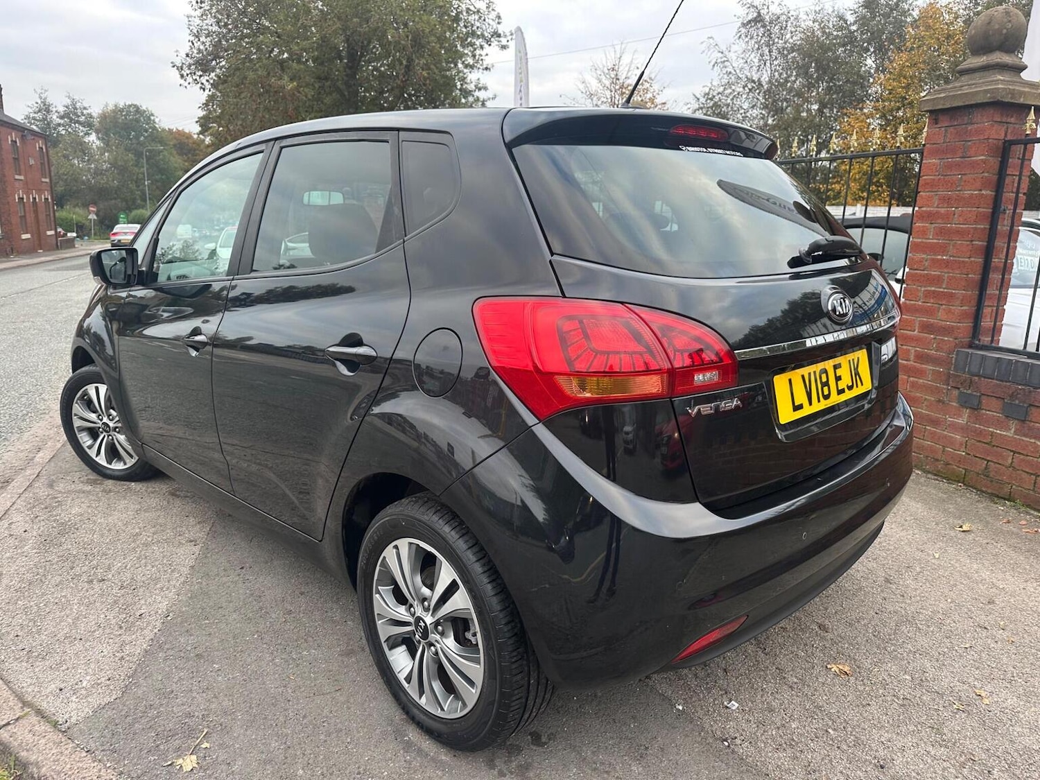 Used Kia Venga 2018 for sale - 76817998: Photo 6