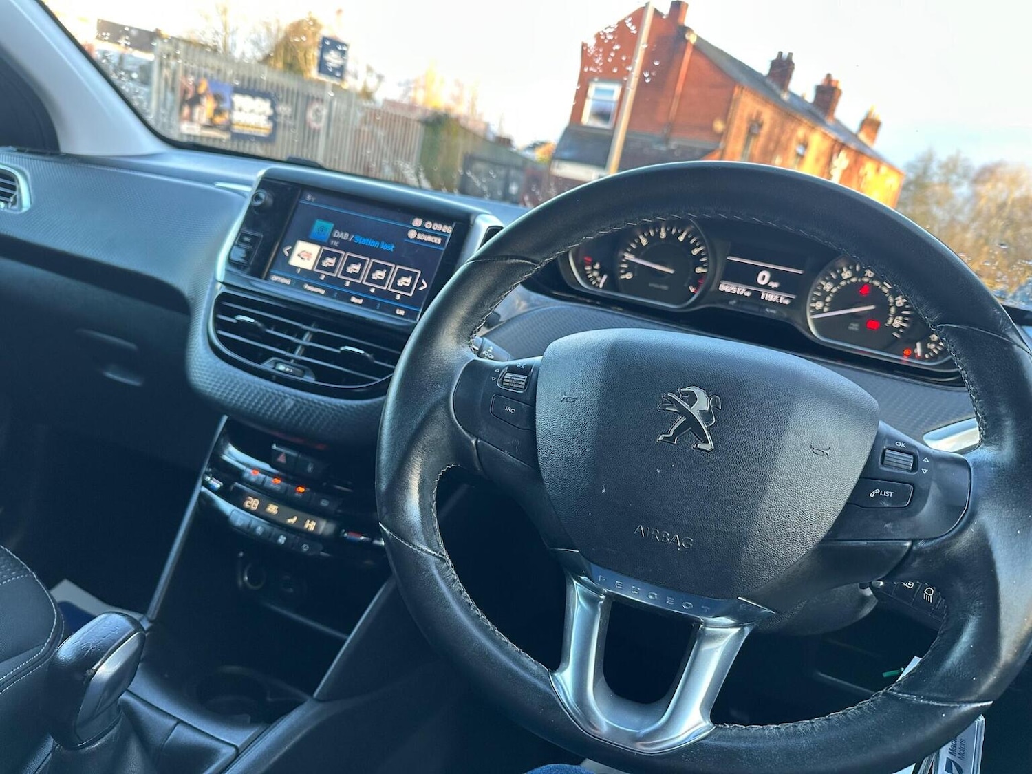 Used Peugeot 208 2019 for sale - 77001540: Photo 25