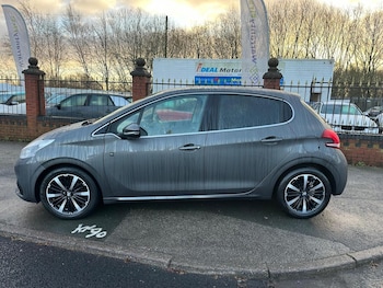 Used Peugeot 208 2019 for sale - 77001540: Photo