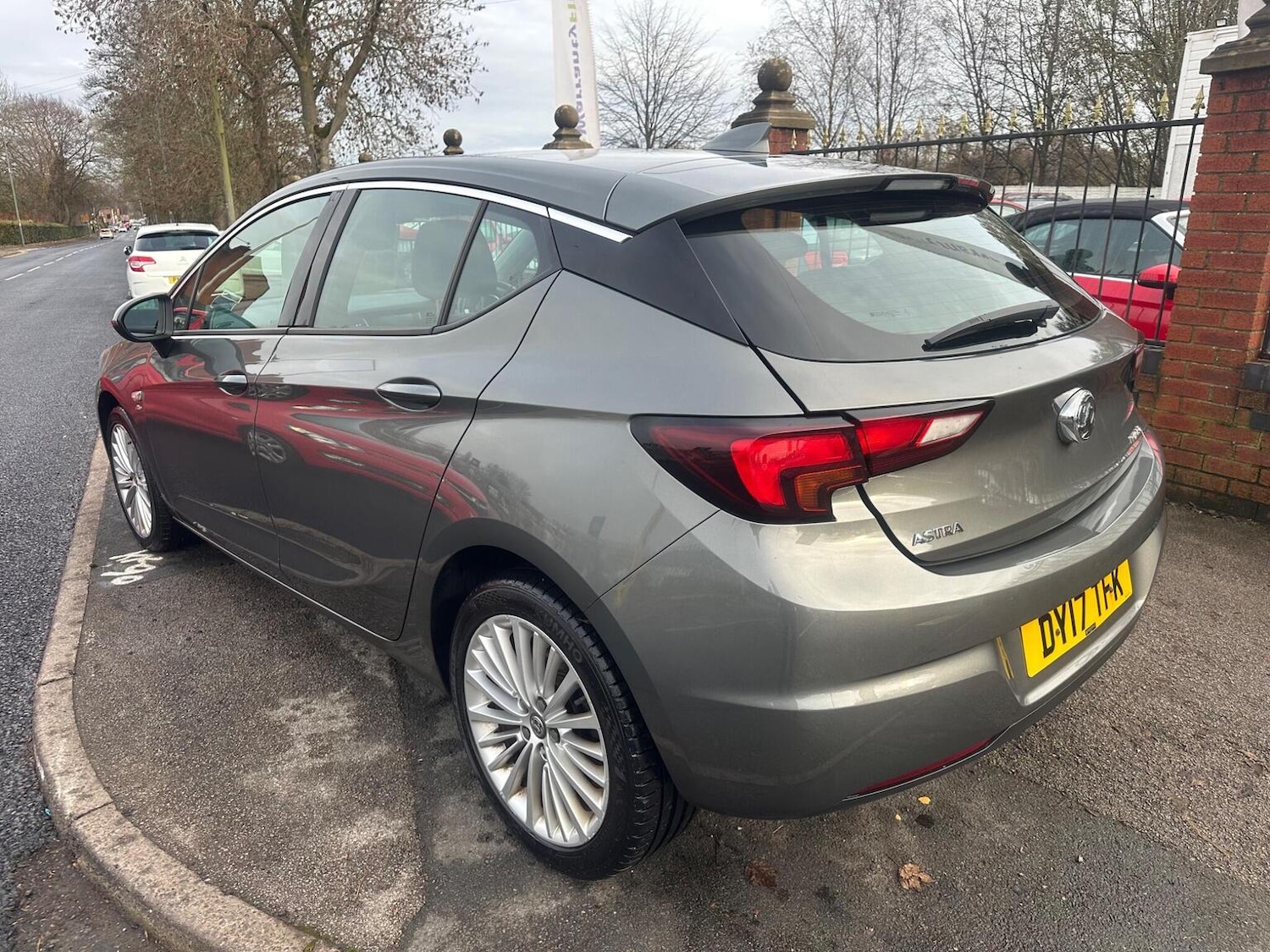 Used Vauxhall Astra 2017 for sale - 76818017: Photo 4
