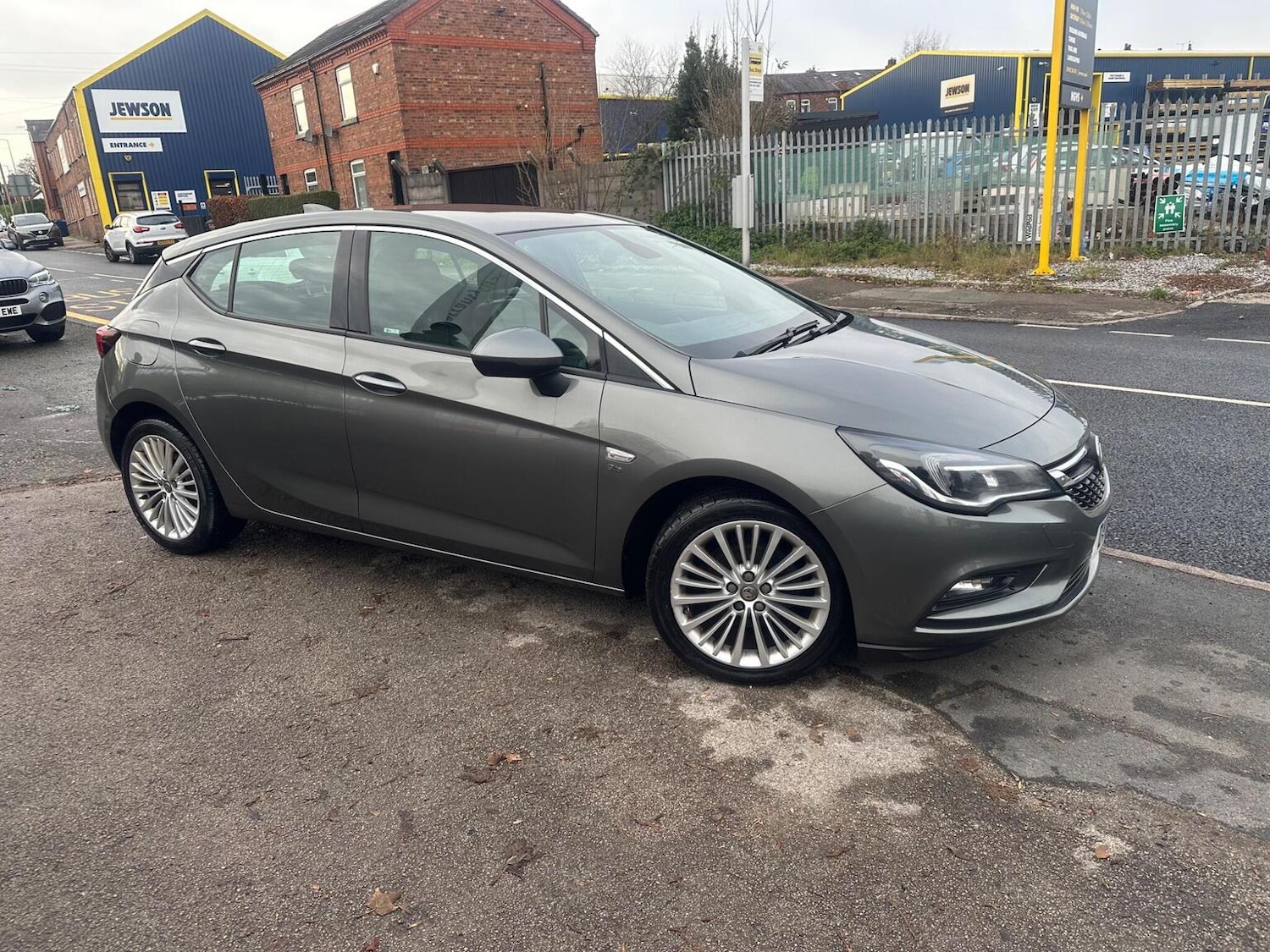 Used Vauxhall Astra 2017 for sale - 76818017: Photo 6