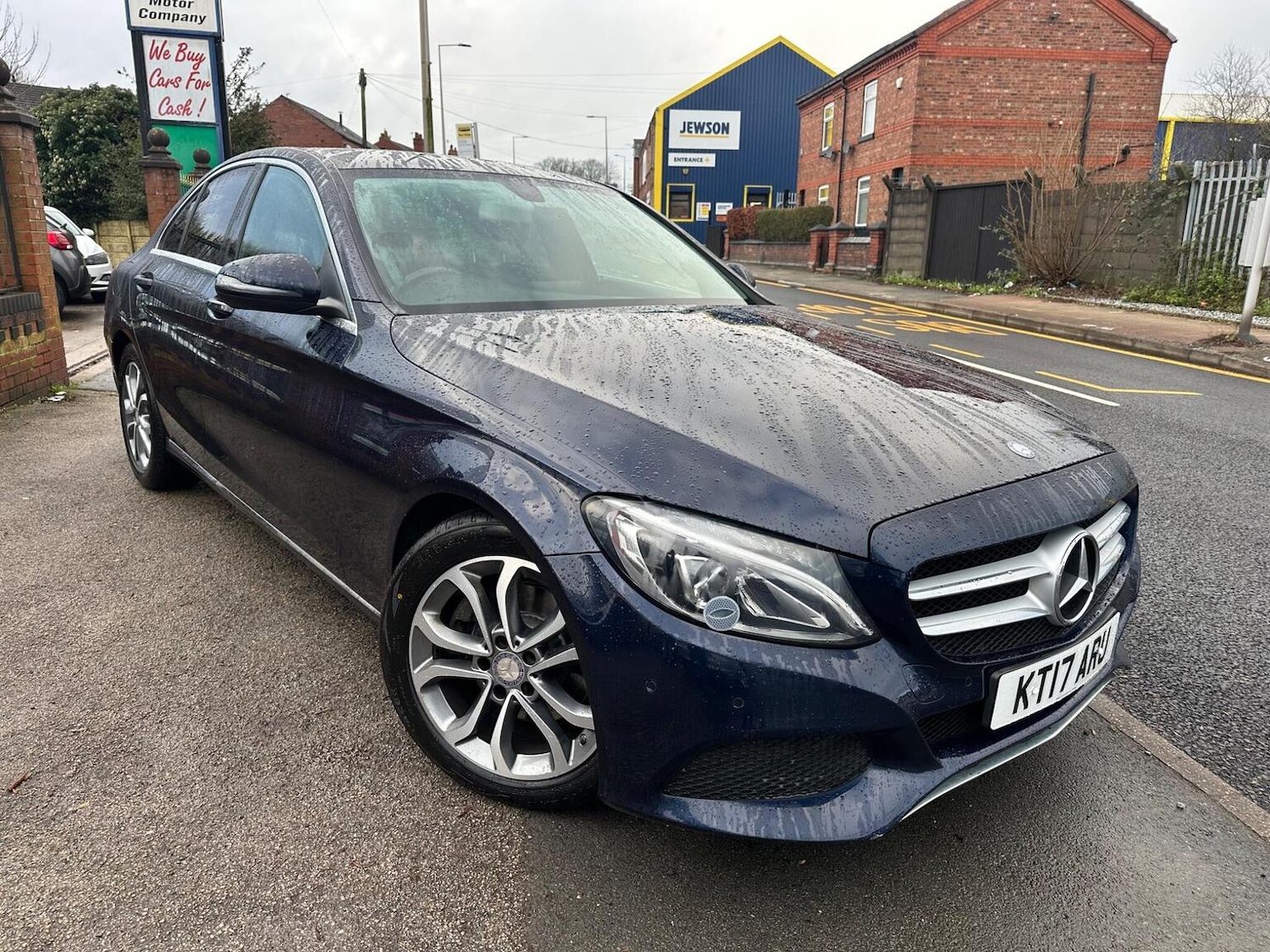 Used Mercedes-Benz C Class 2017 for sale - 77277387: Photo 2
