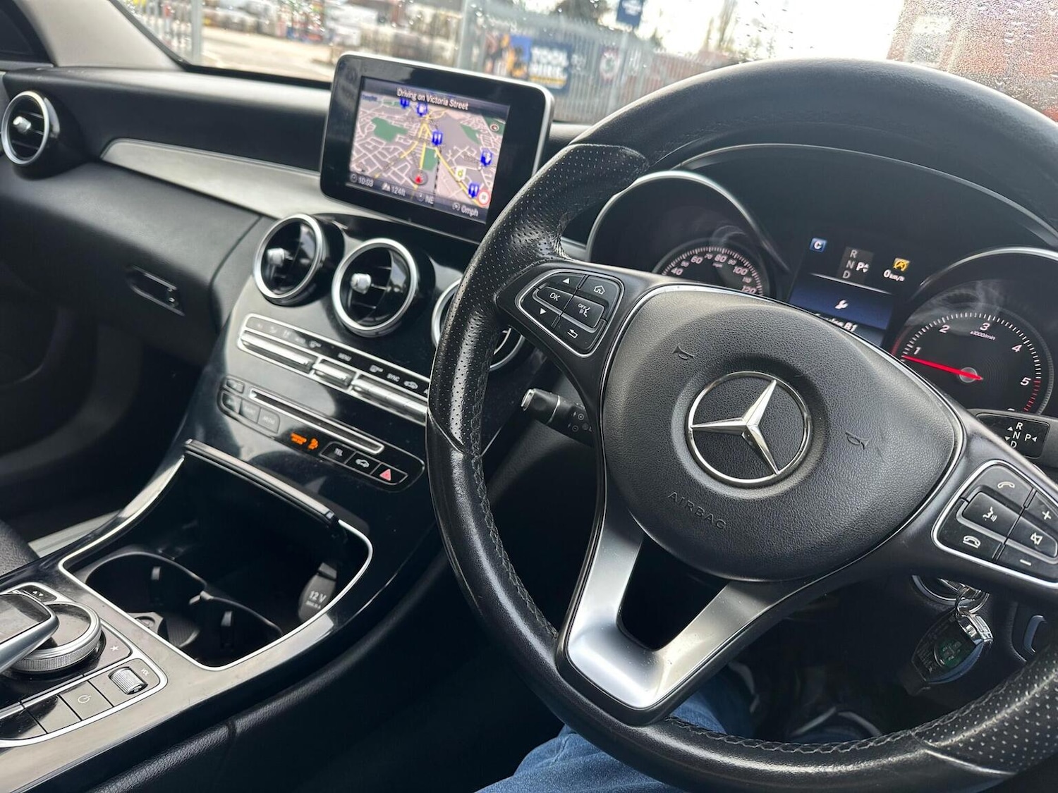 Used Mercedes-Benz C Class 2017 for sale - 77277387: Photo 30