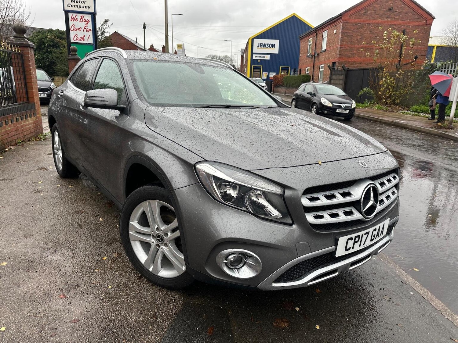 Used Mercedes-Benz GLA 2017 for sale - 76817977: Photo 1